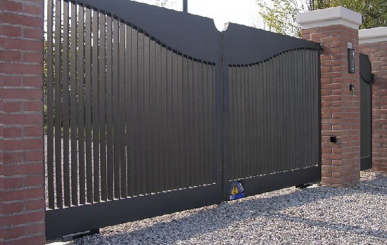 Купить новые ворота Абакан откатные в Артеме по цене от 82856 руб