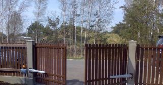 Купить распашные ворота из штакетника Артем, цена от 2745 руб.